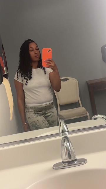 @adventurousbabe_