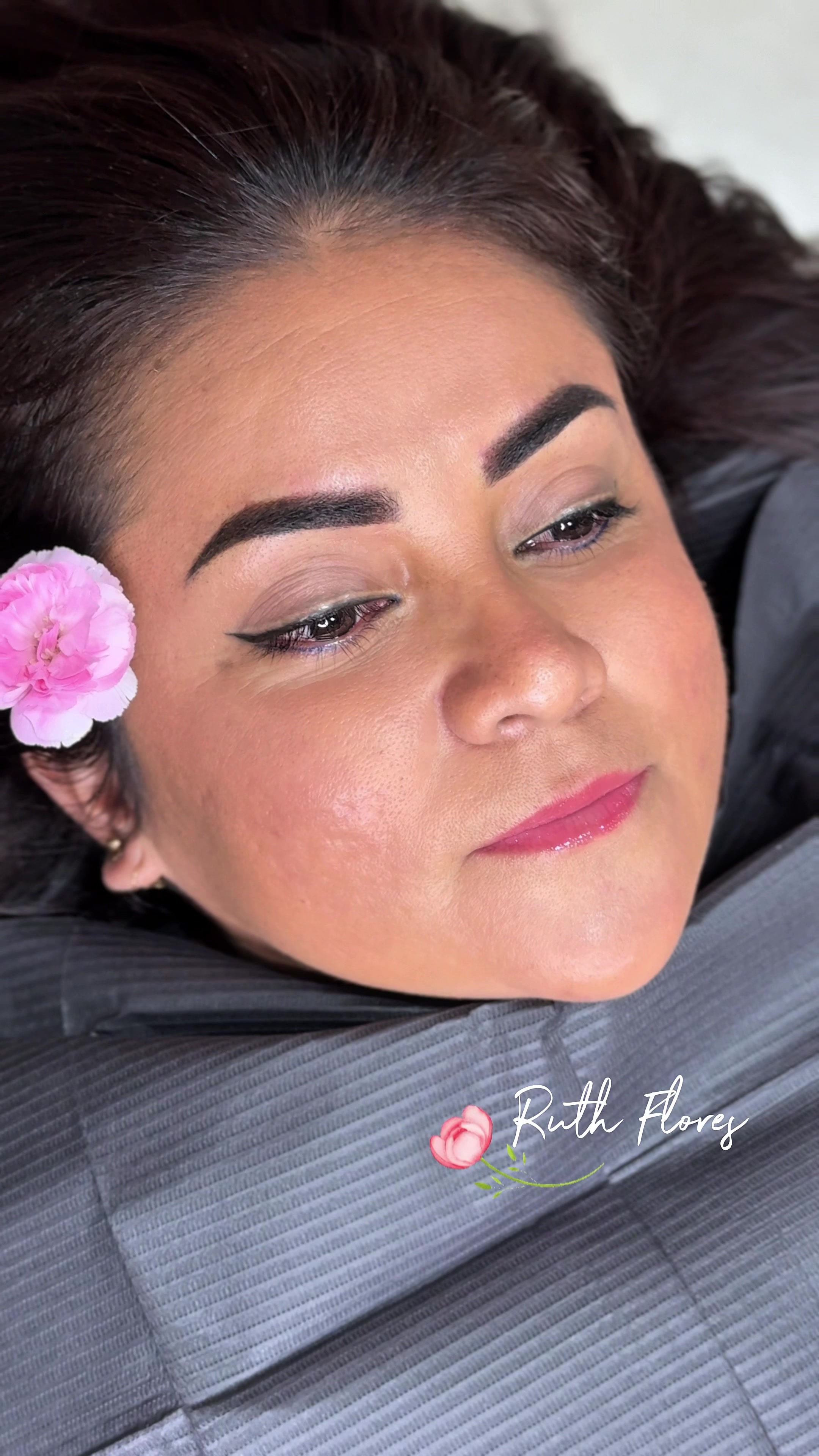 @Ruth Flores BEAUTY ARTIST
