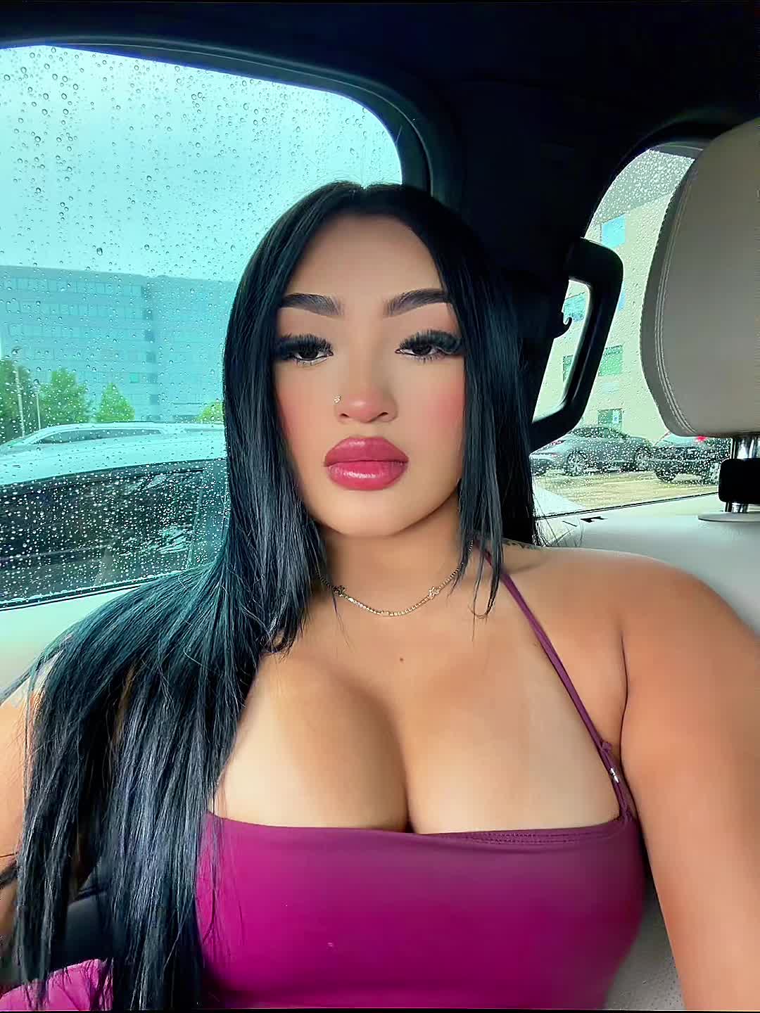 @Alexandra López