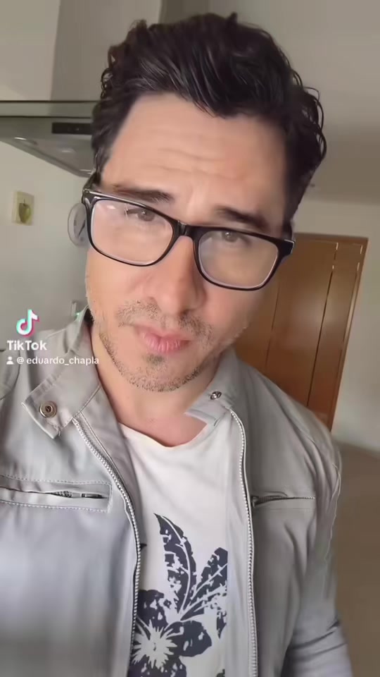 @Eduardo Chá-Pla 🎙️ LOCUCIÓN