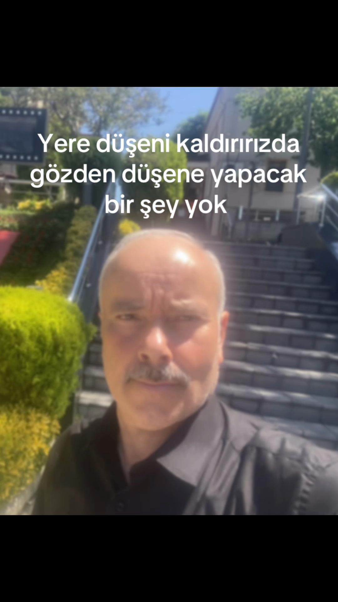 @velinecla 74 74