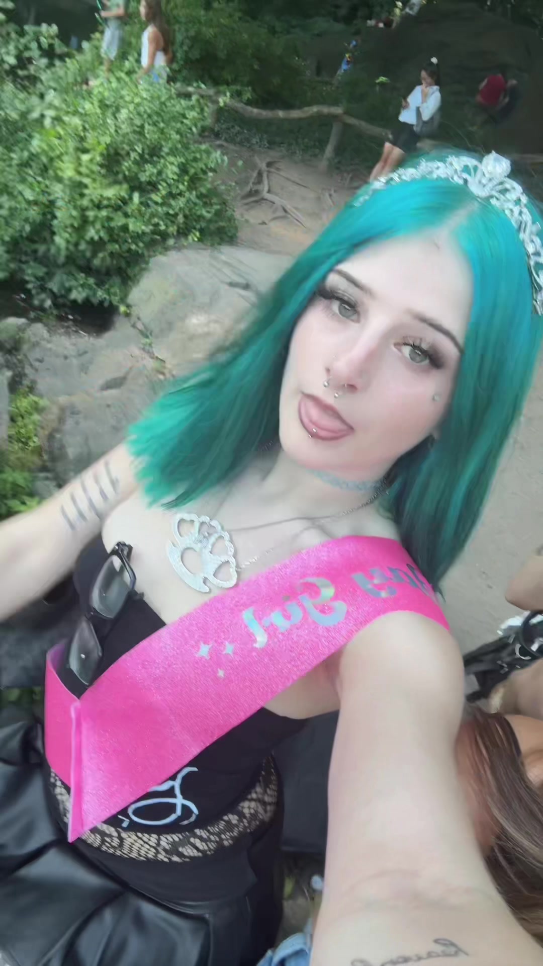 @Mel 🧜🏻&zwj;♀️🩵