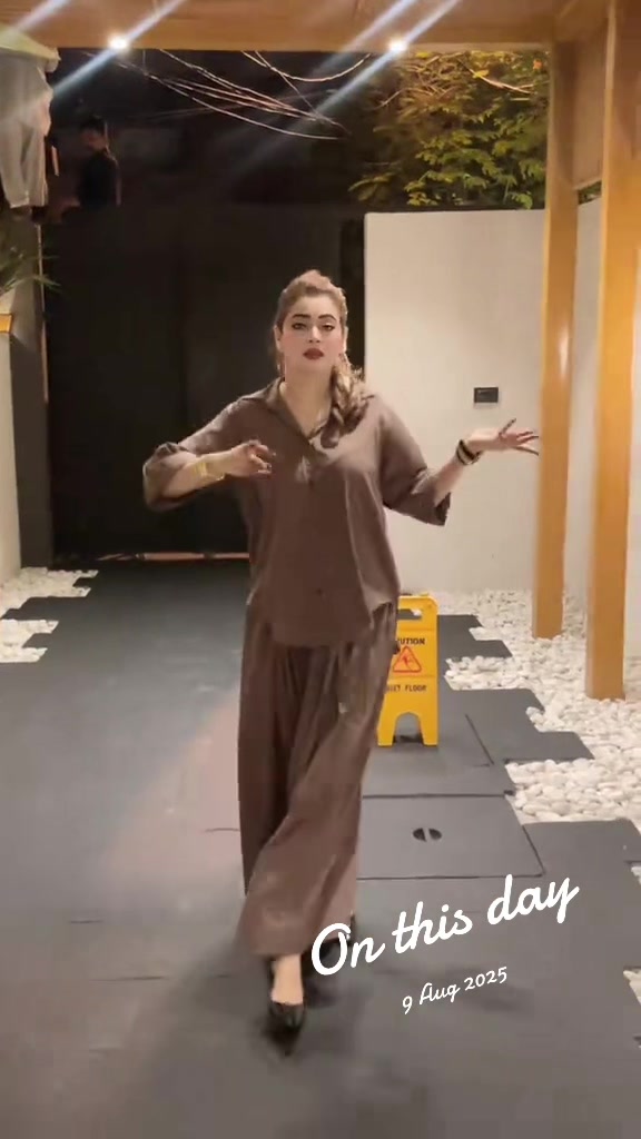 @Benita