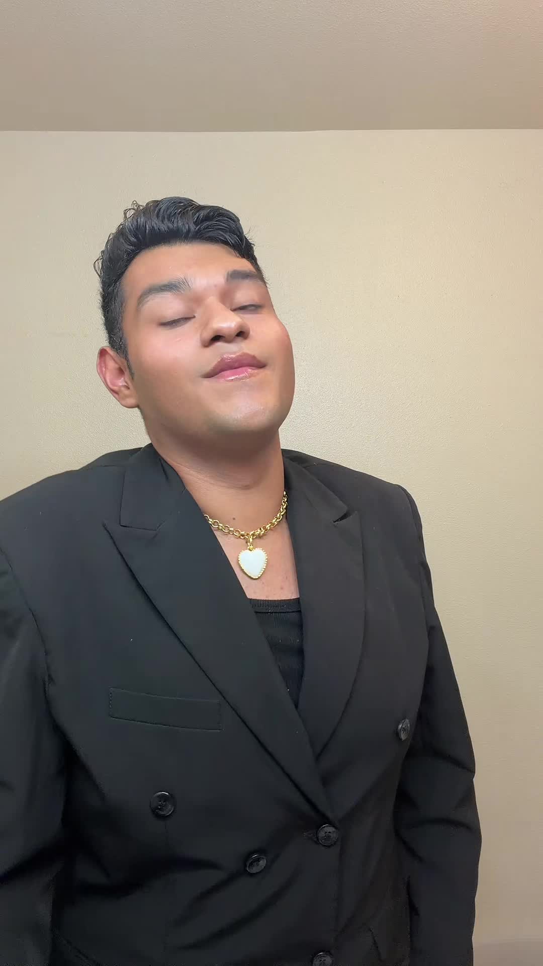 @Axel Chico