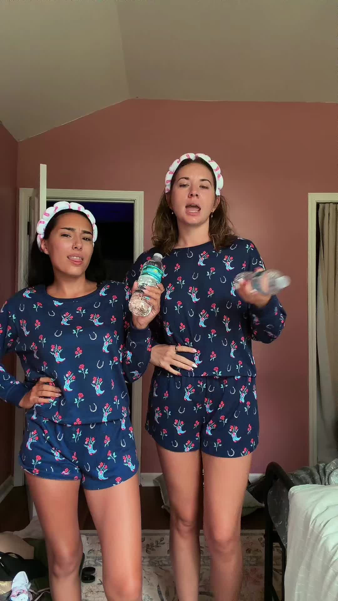 @Elina Sae Howard