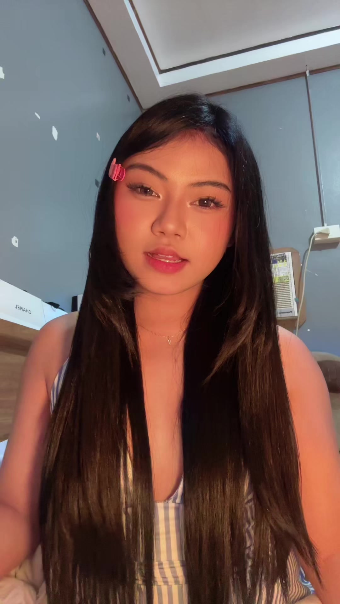 @Ella Dakz