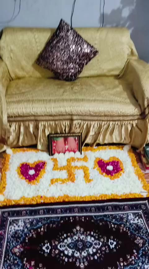 @𝓐𝓼𝓱𝔀𝓪𝓷𝓲 𝓽𝓱𝓪𝓴𝓾𝓻