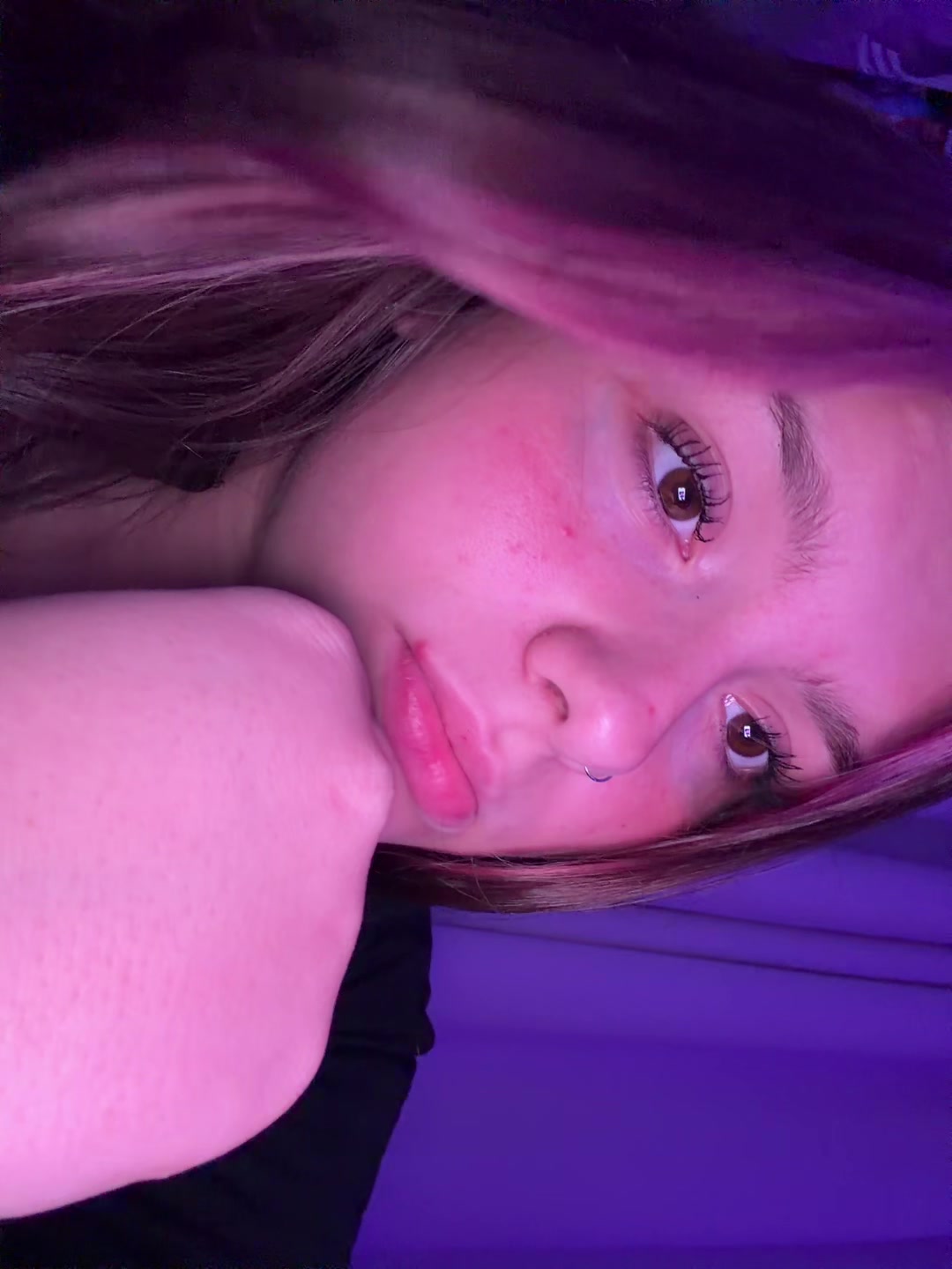 @🤫