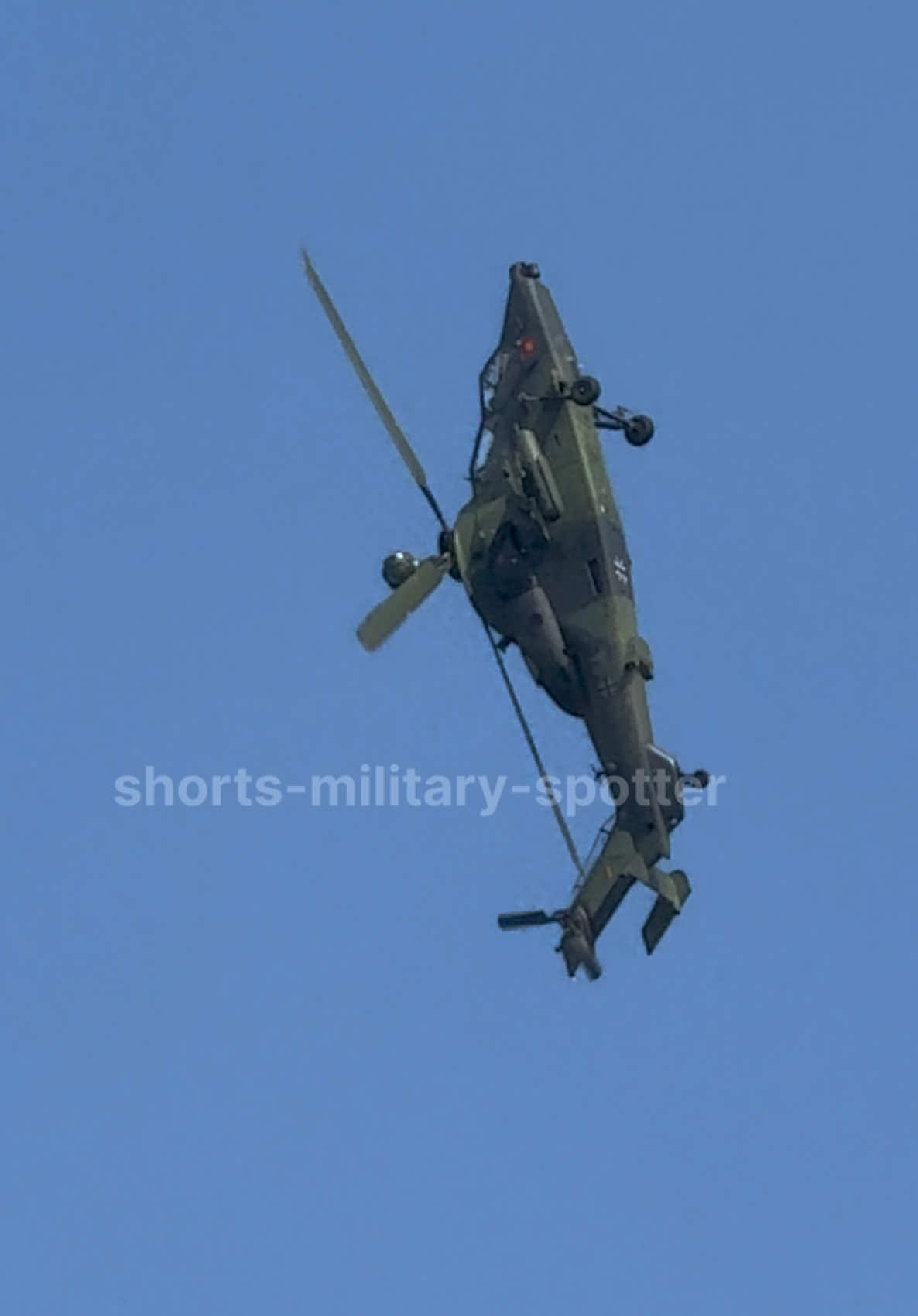 @shorts-military-spotter