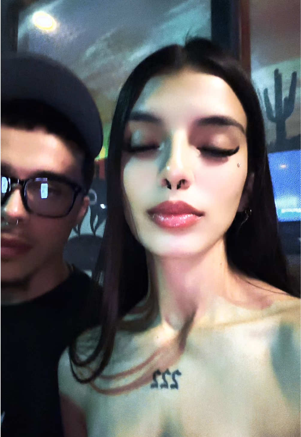 @bella
