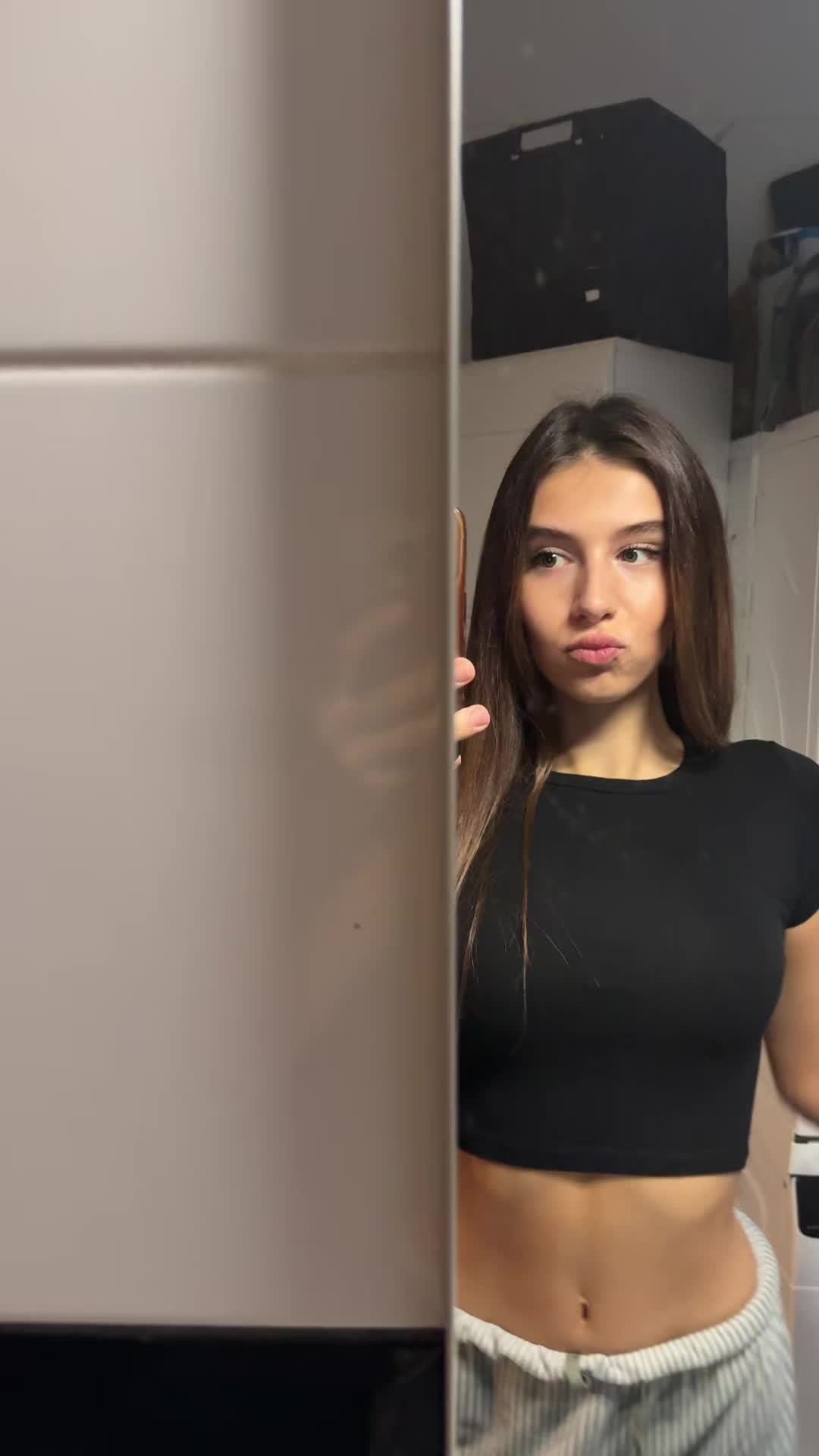 @erzaaa