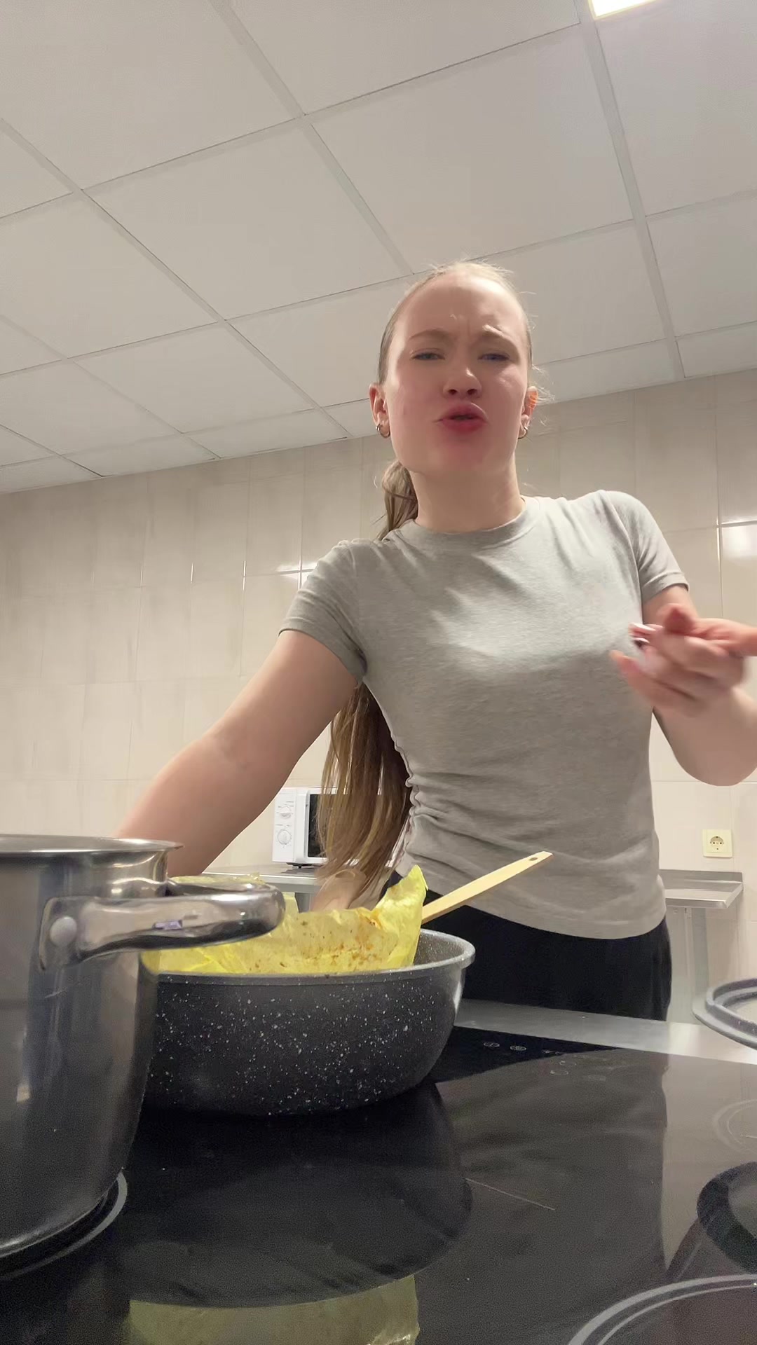 @алинапопарт