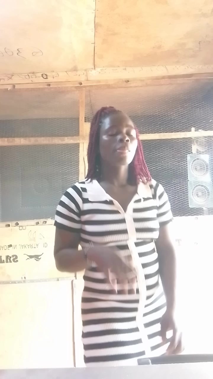 @la fille de 18 montagne