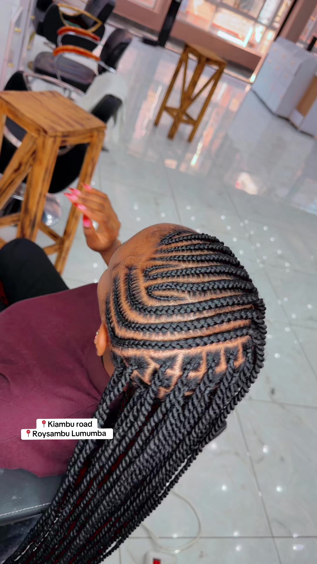 @GEECURLY SALON