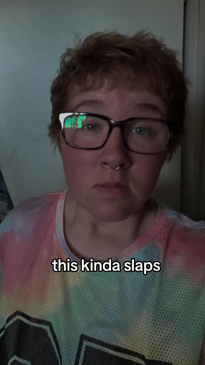 @Chlo