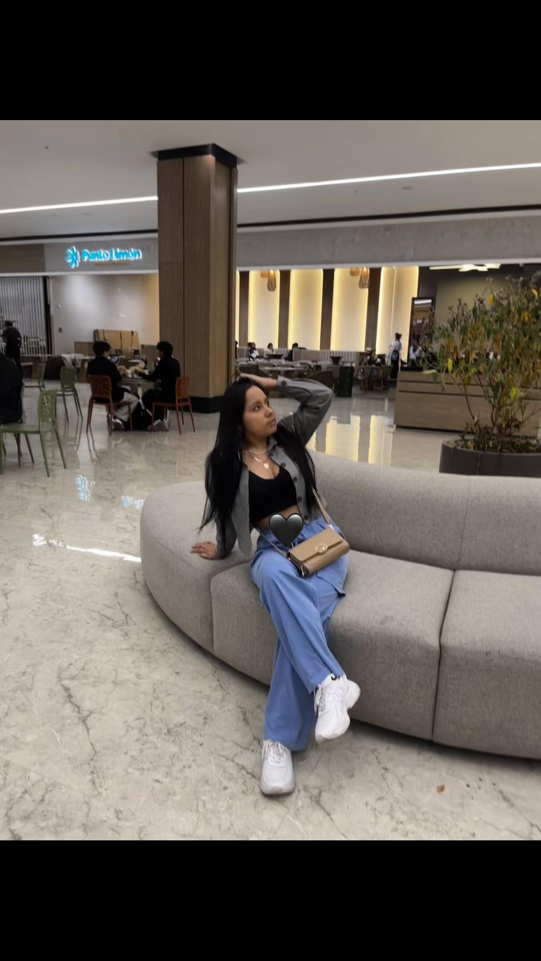 @Leydi