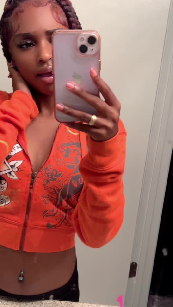 @therealindiaskyy