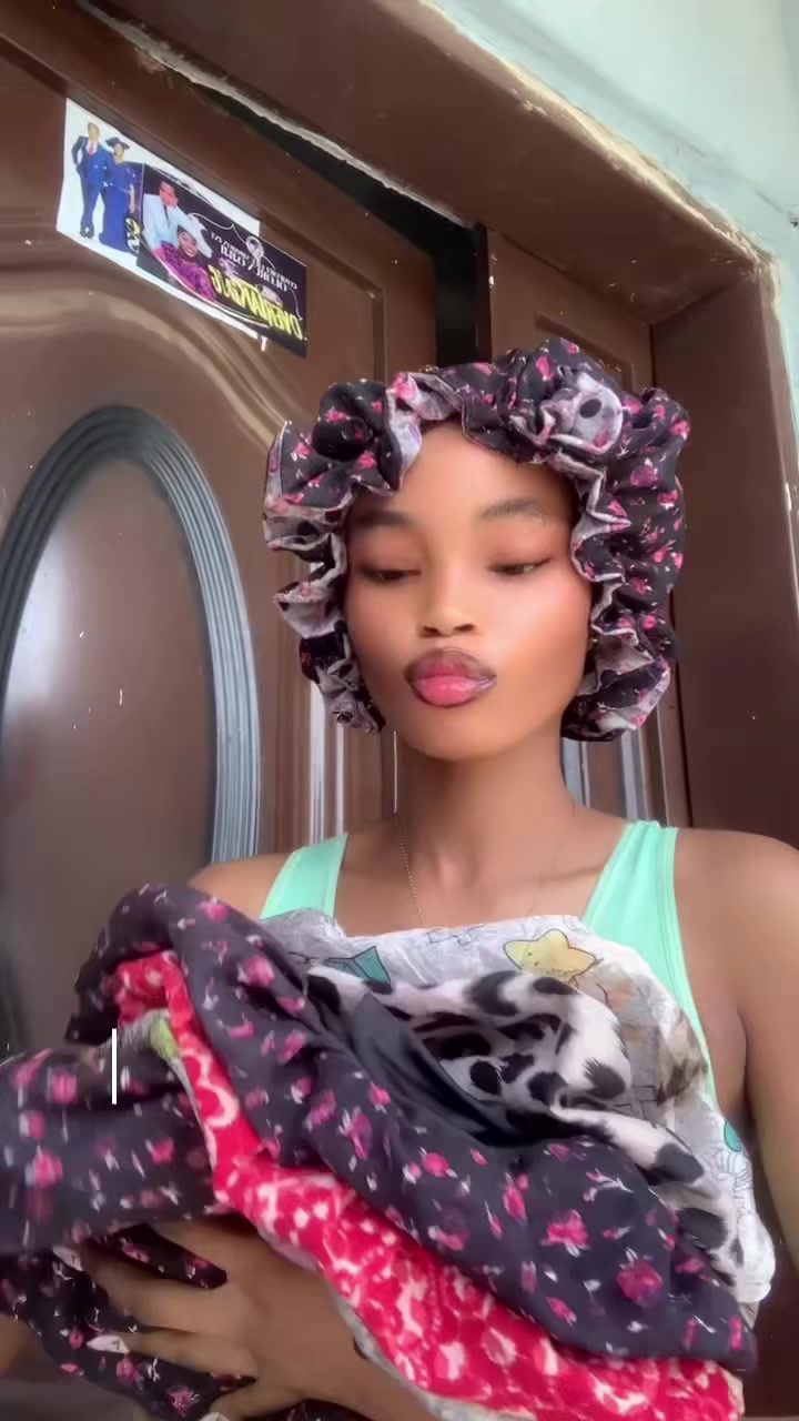 @Eniola🤍🦋!