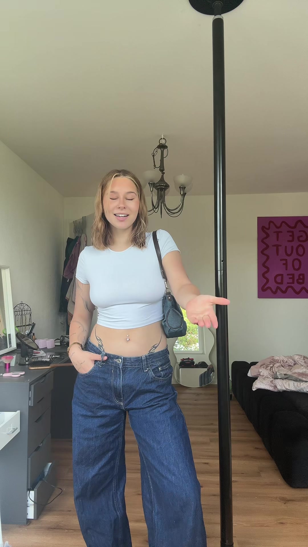@Emi