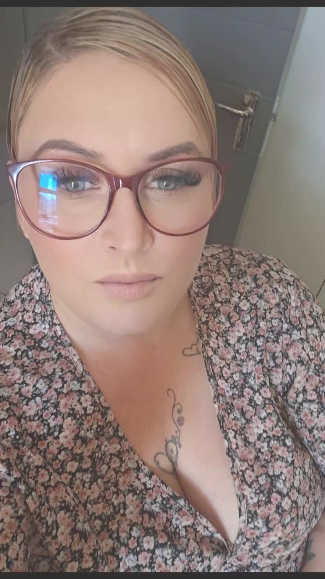 @Nicci