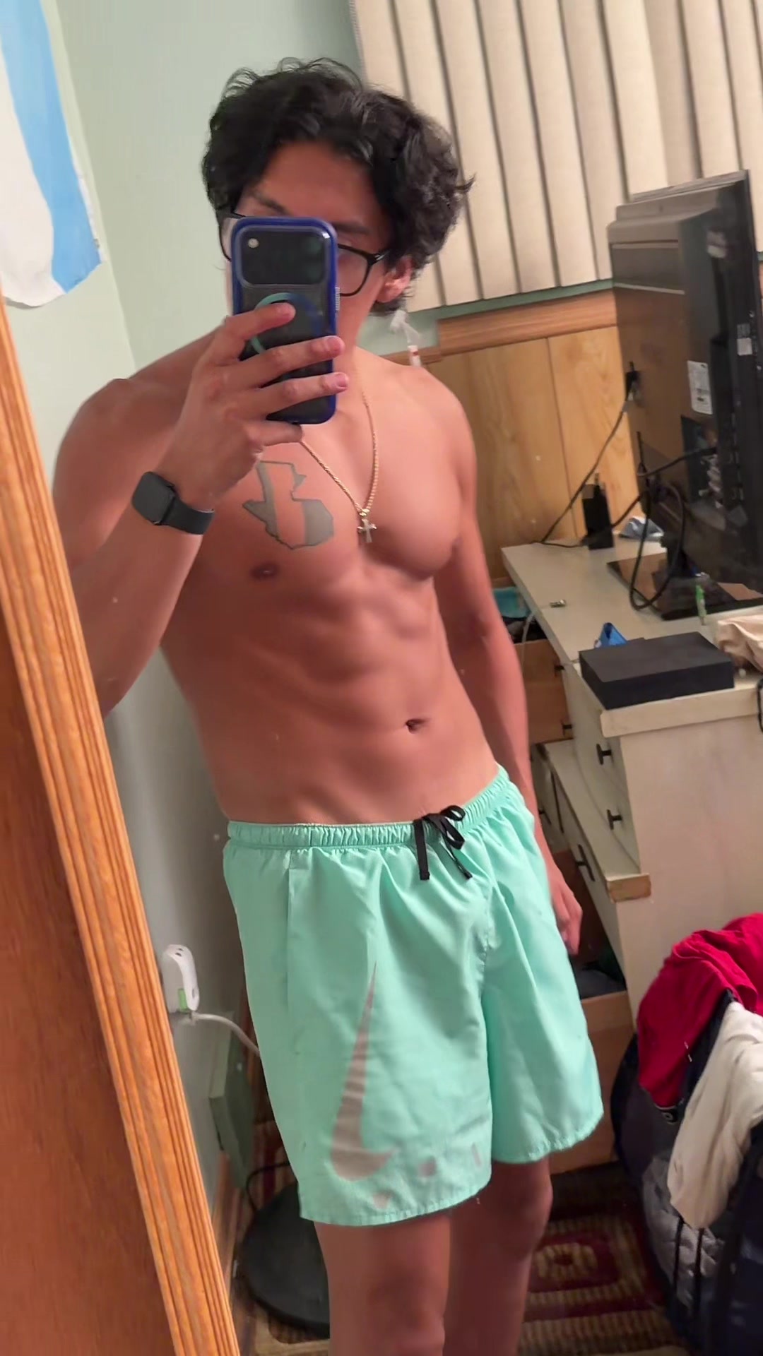 @user312000132