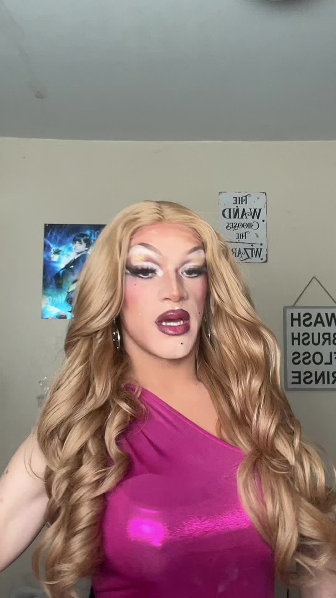 @Alexa Chanel Von Tease