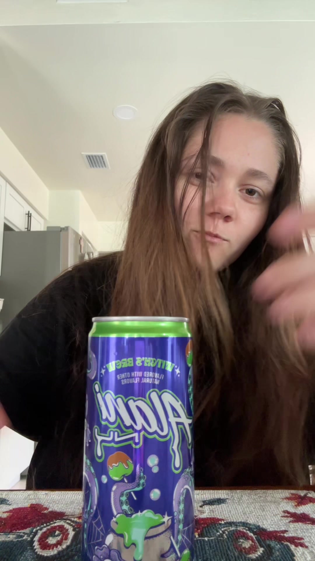 @𝘊𝘩𝘢𝘳𝘭𝘦𝘦 𝘙𝘰𝘣𝘣𝘪𝘯𝘴