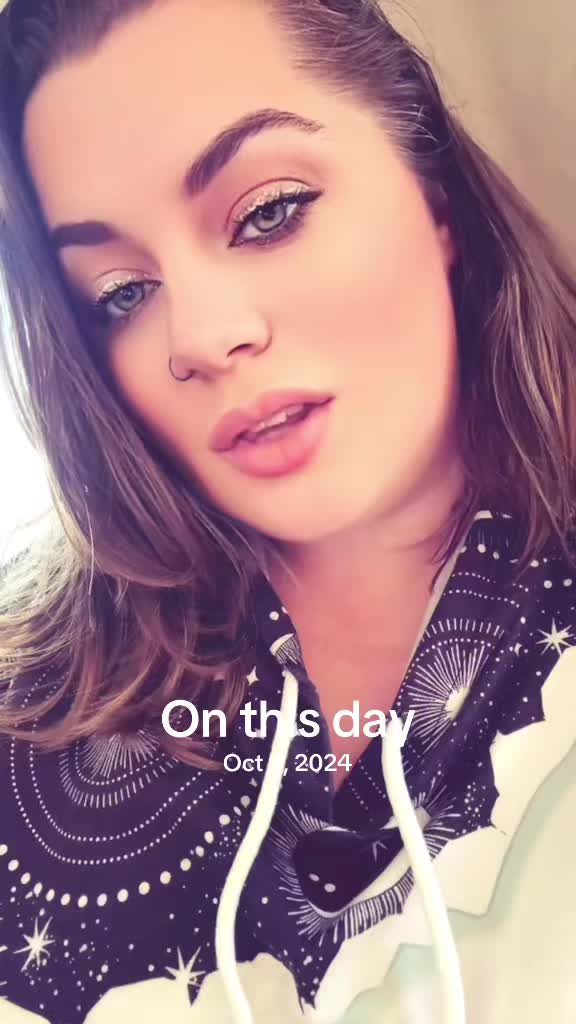 @Vic 💜👑
