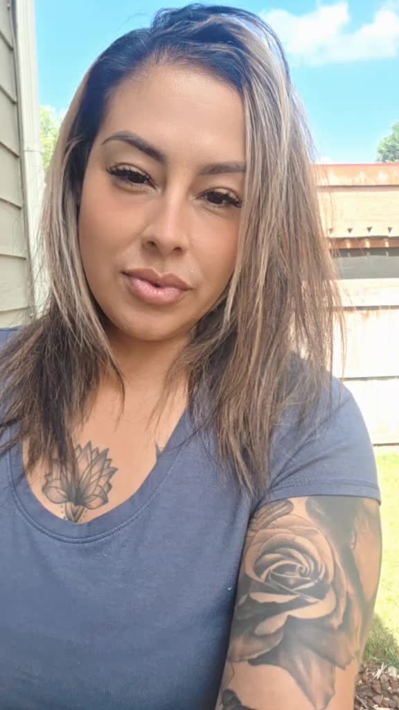 @Anjelina