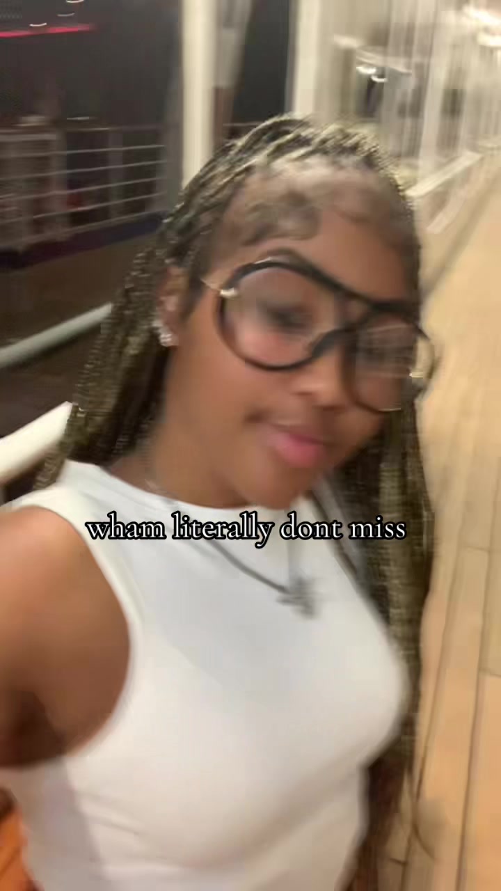 @lilpeanuttyy