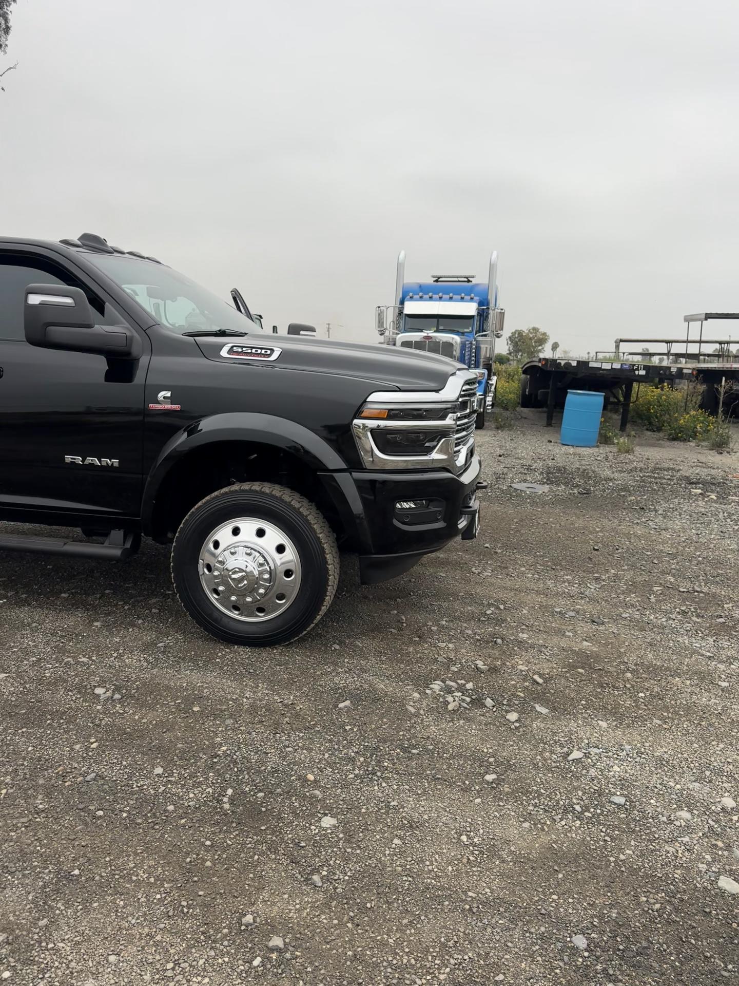 @Straight haulin