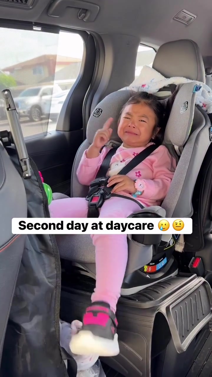 @Ellen Ellie 🇺🇸🇰🇭
