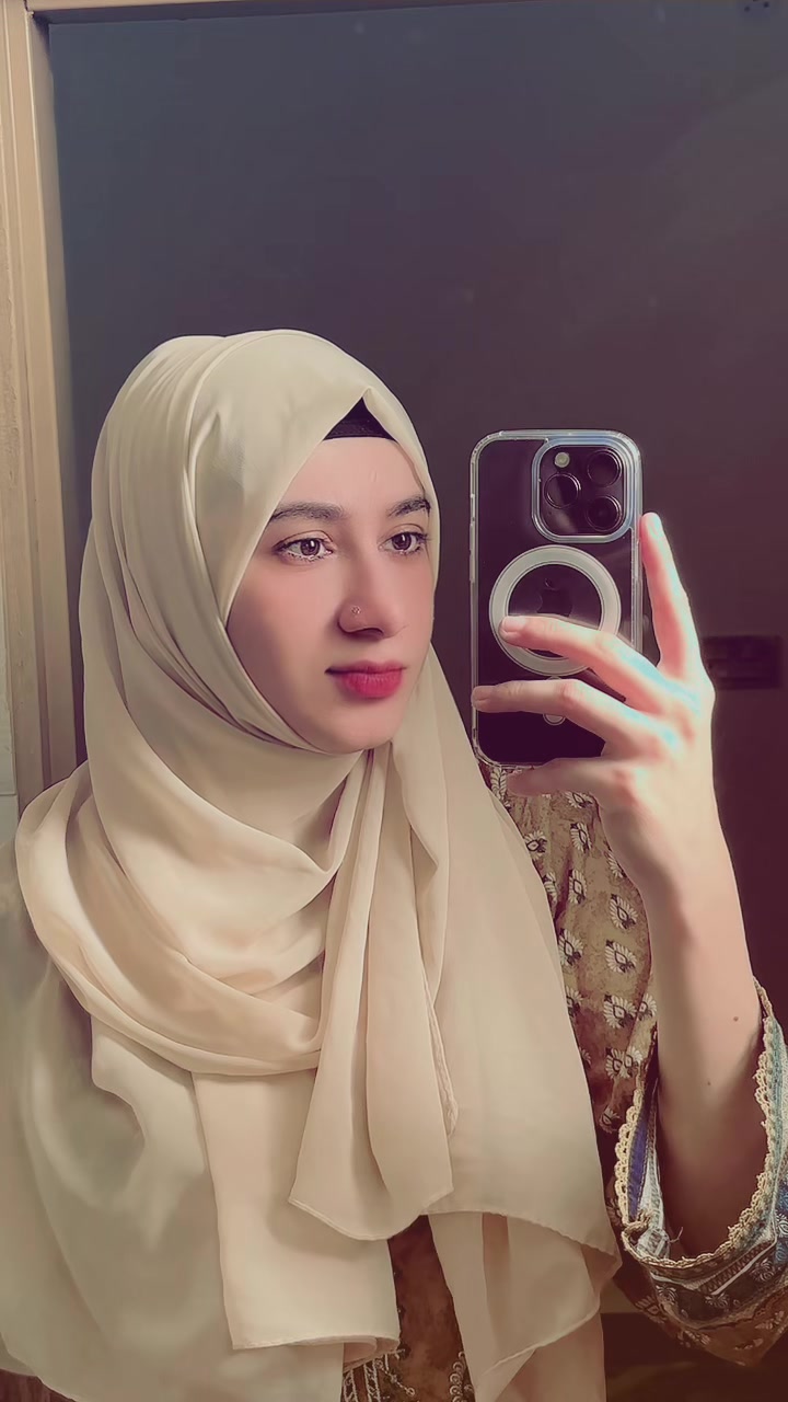 @Ayesha Umair 💫