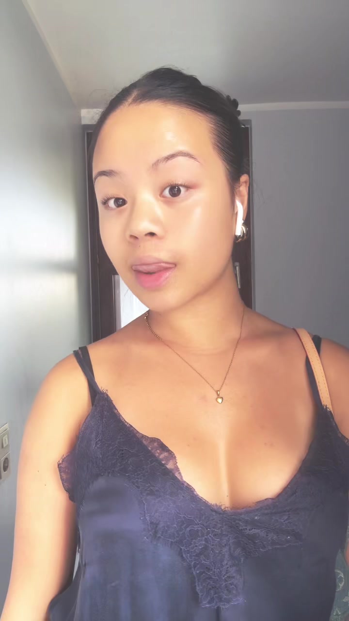 @ynh7ll
