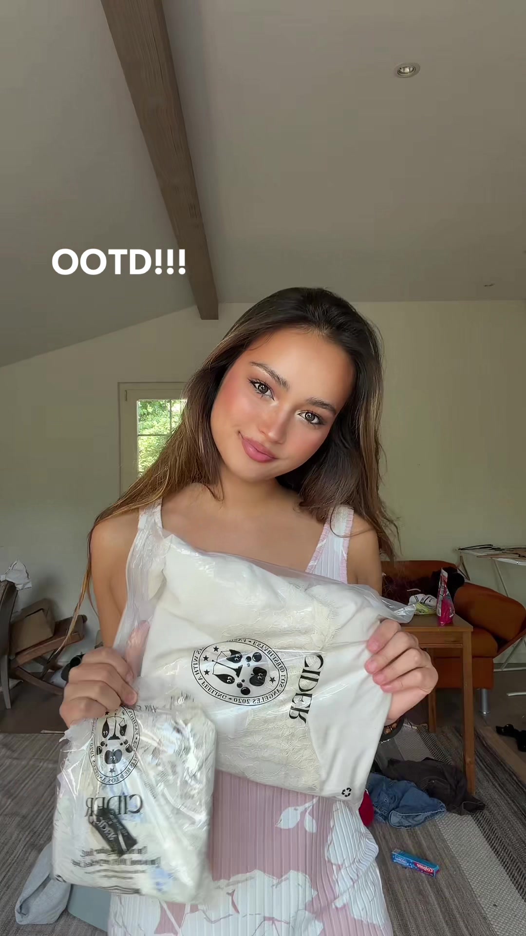 @Livia