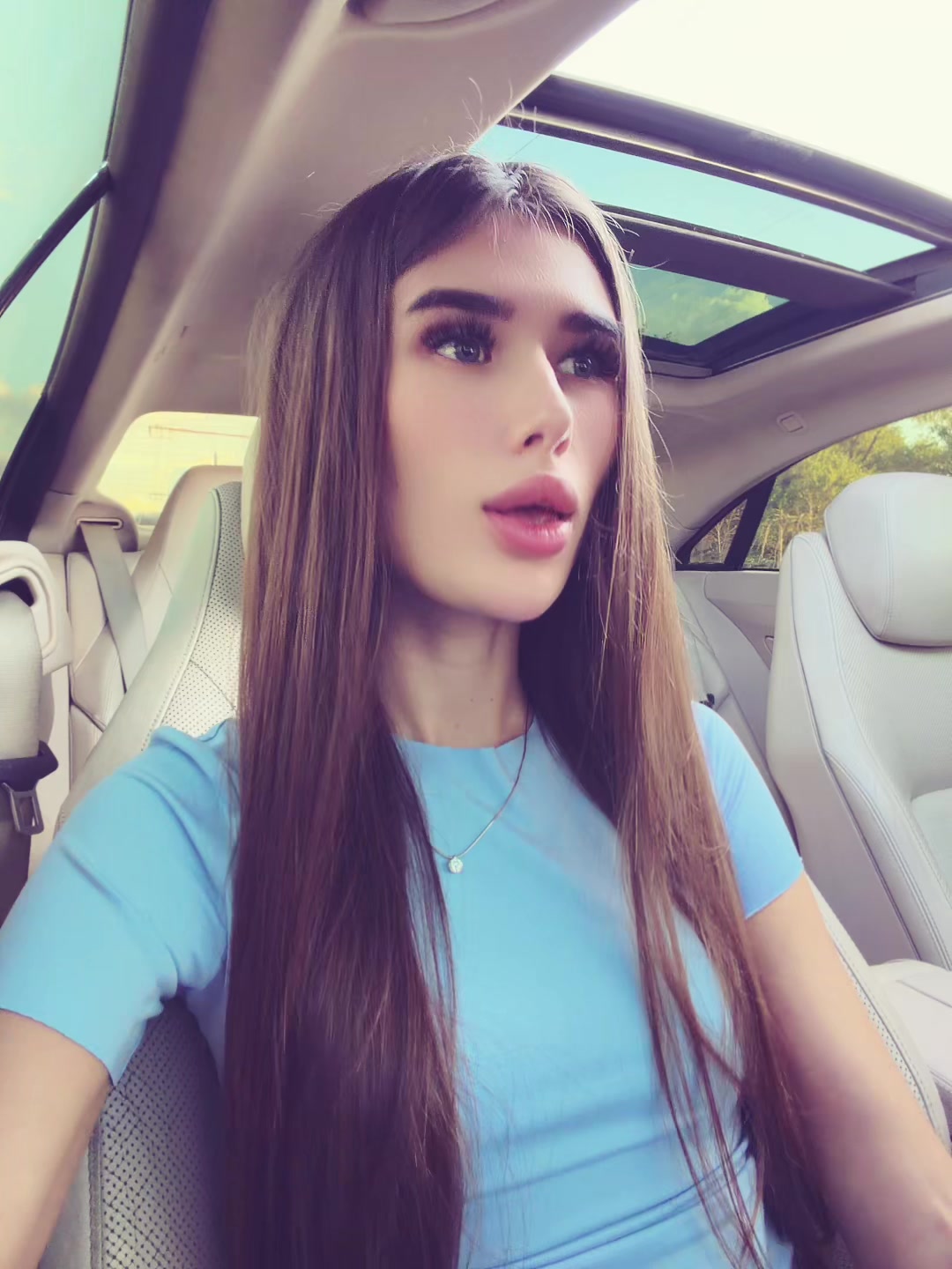 @11llyy777