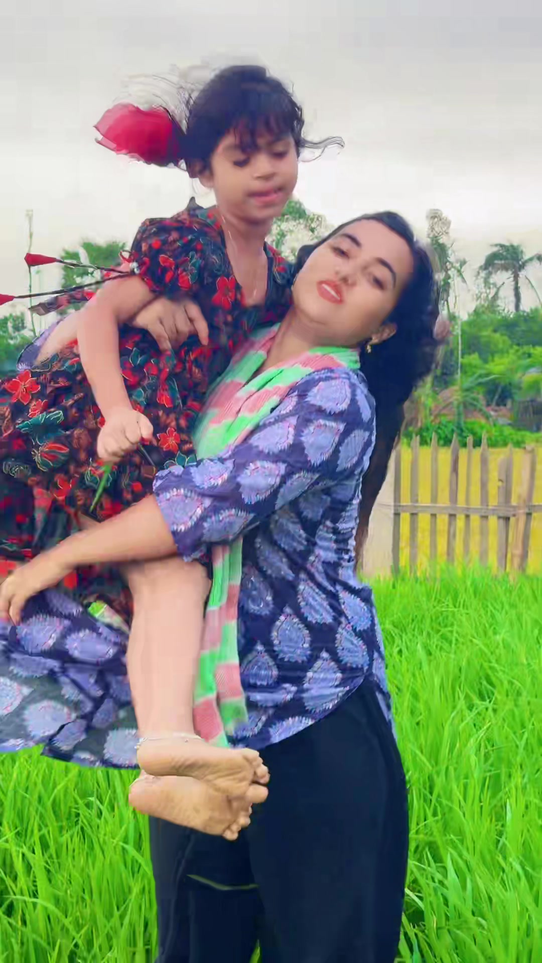 @🔥হাসির রাণী🔥