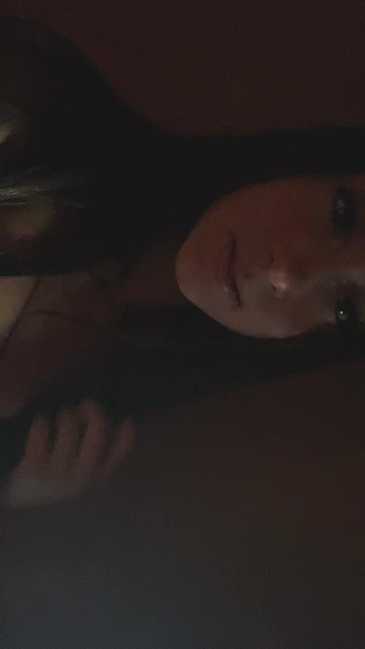 @Emili⭐️
