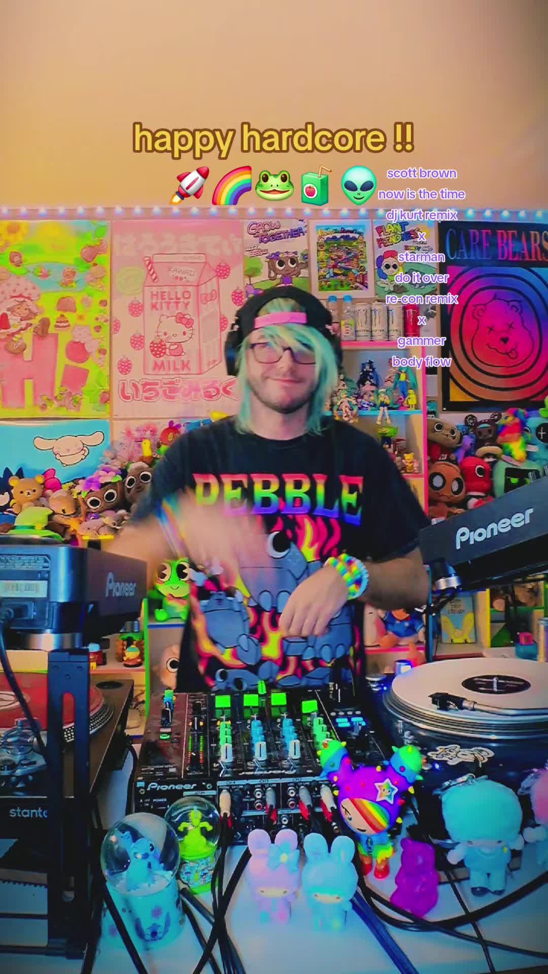 @djcarlstar 🌈🧃
