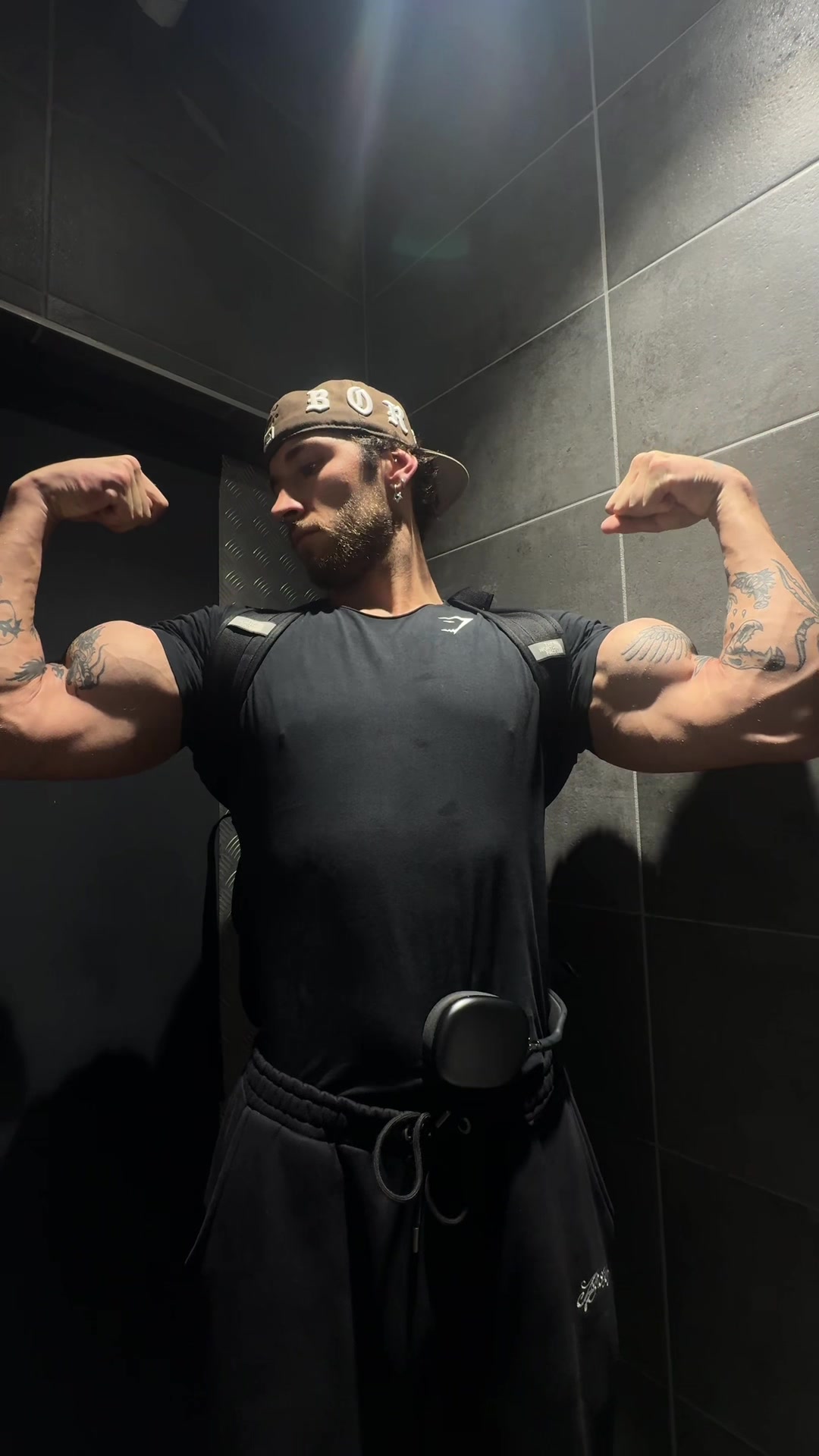 @theo.planete.noire