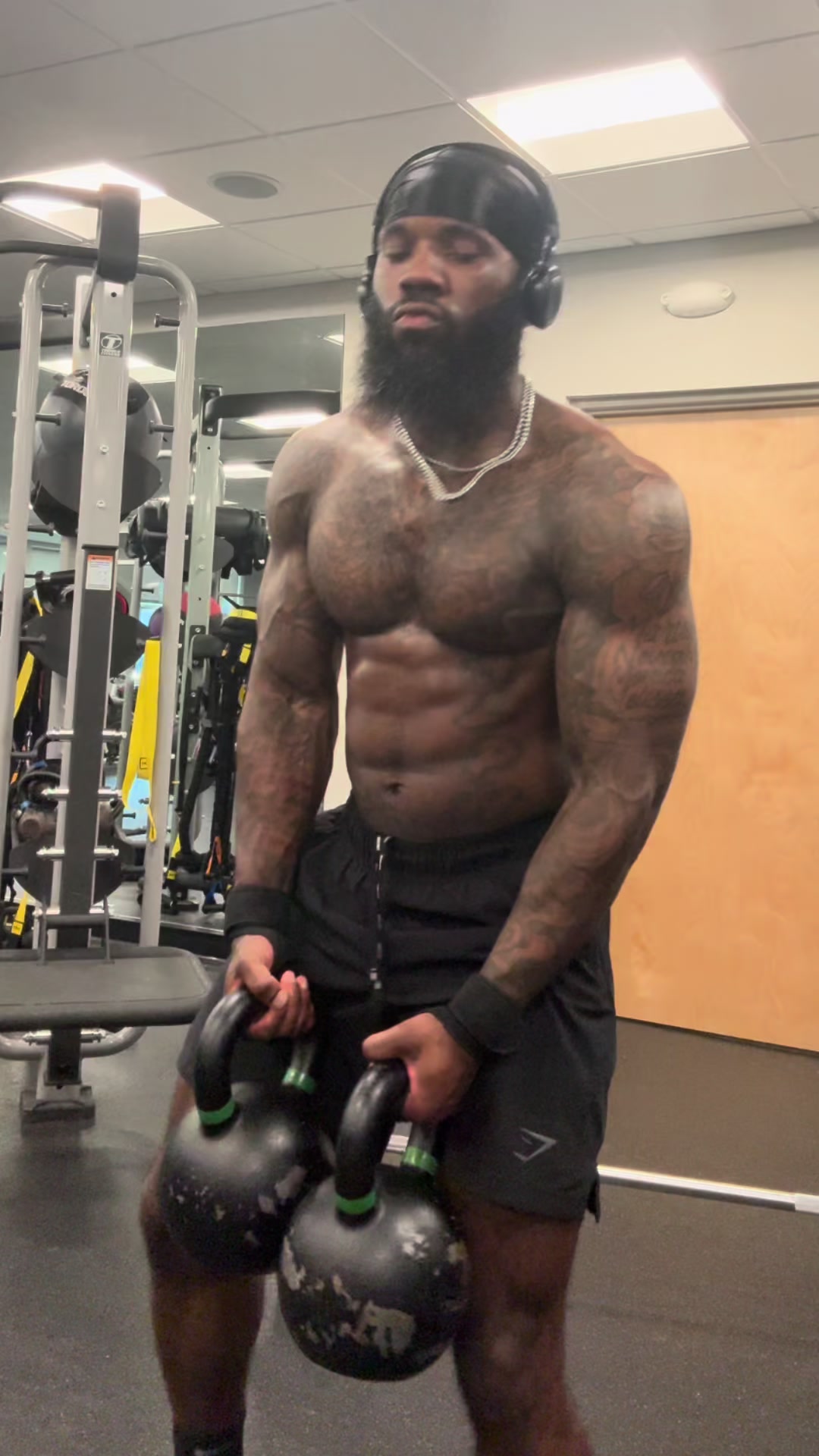 @bigq385