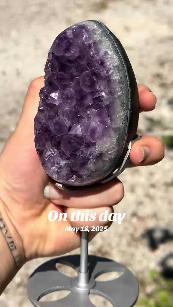 @natures.glitter