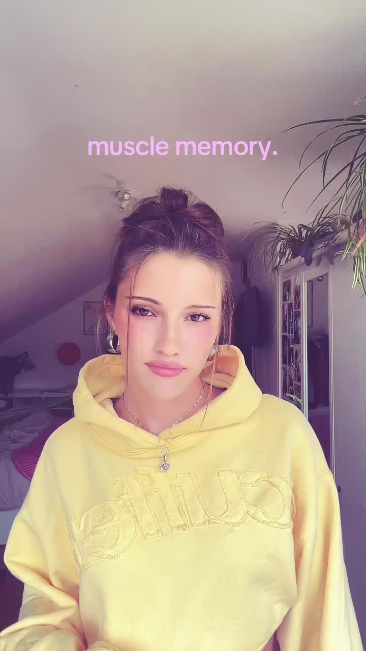 @mariella