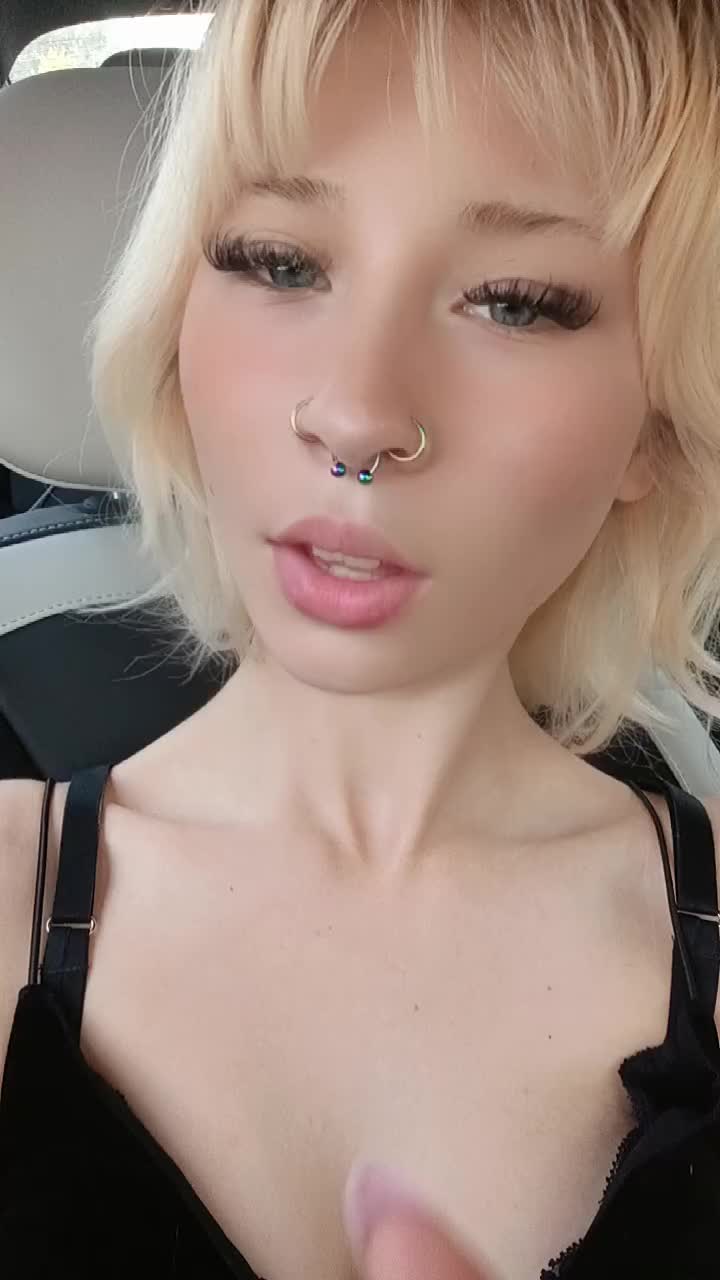 @Mikaelynn