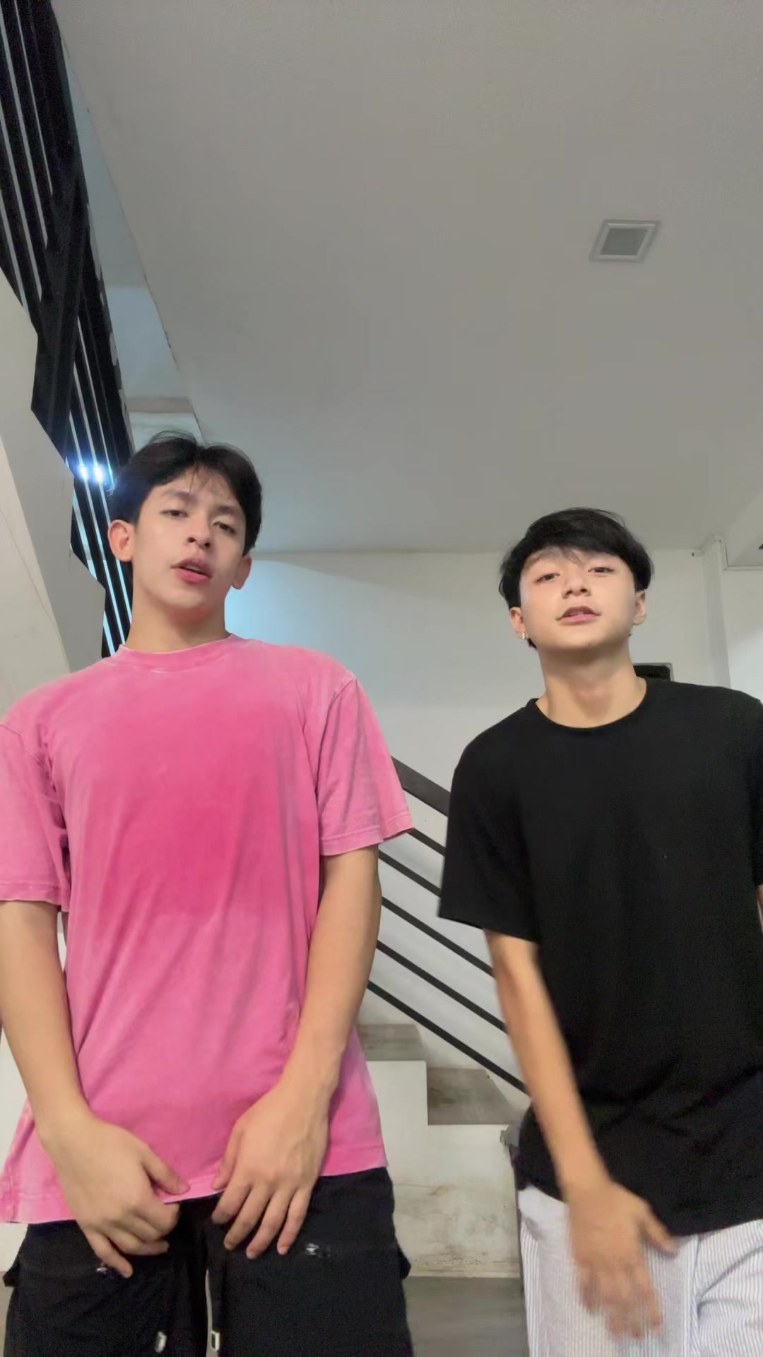 @APOLLO NELMIDA🦖