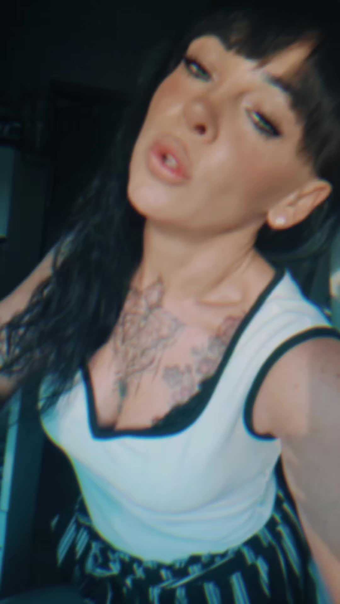 @Monique Mehn