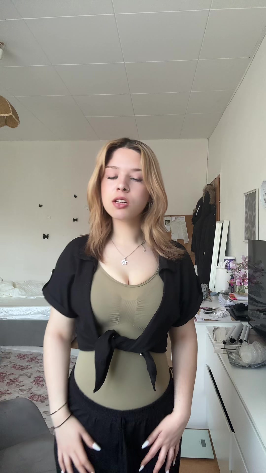 @elisa naz