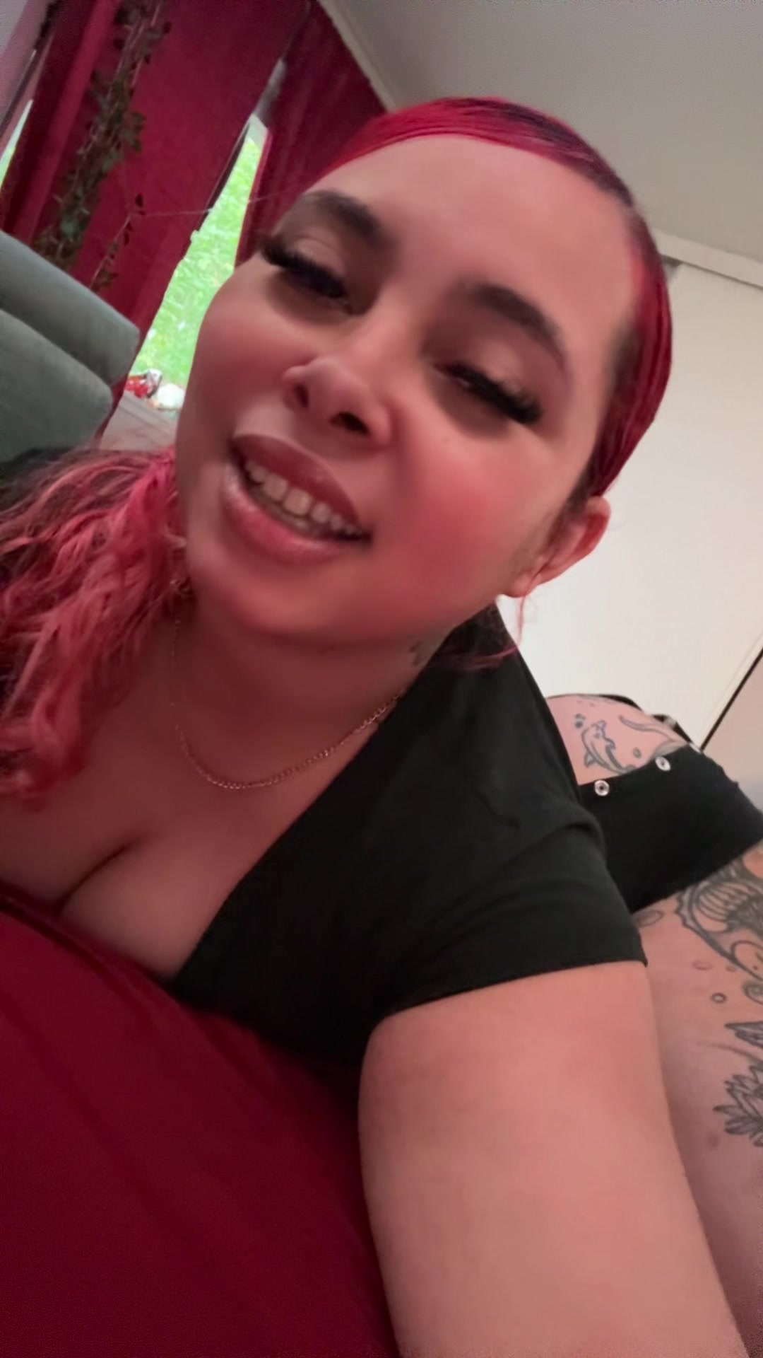 @Neeneecruz