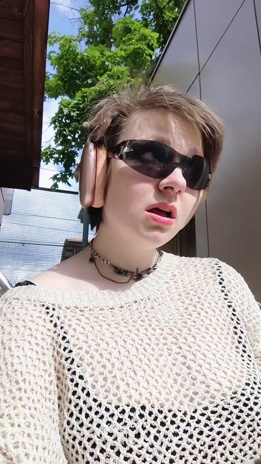 @Маня