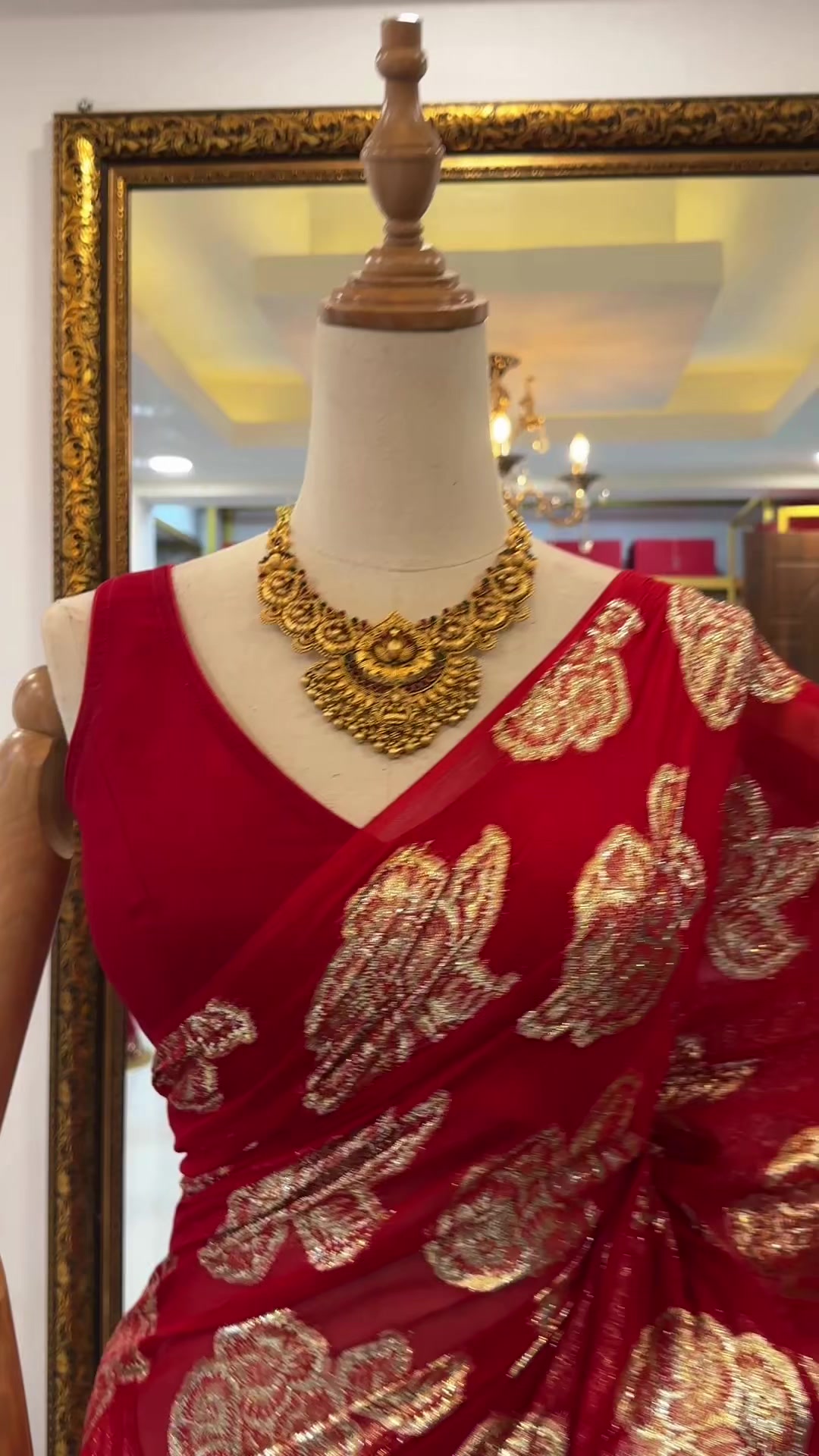 @SaayaFashioncollection3